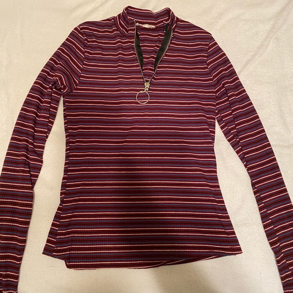 Fitted striped long sleeve with zipper